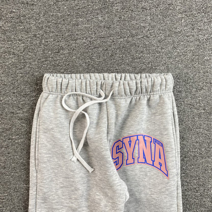 PANTALON DE SURVÊTEMENT GRIS SYNA WORLD COLLEGE