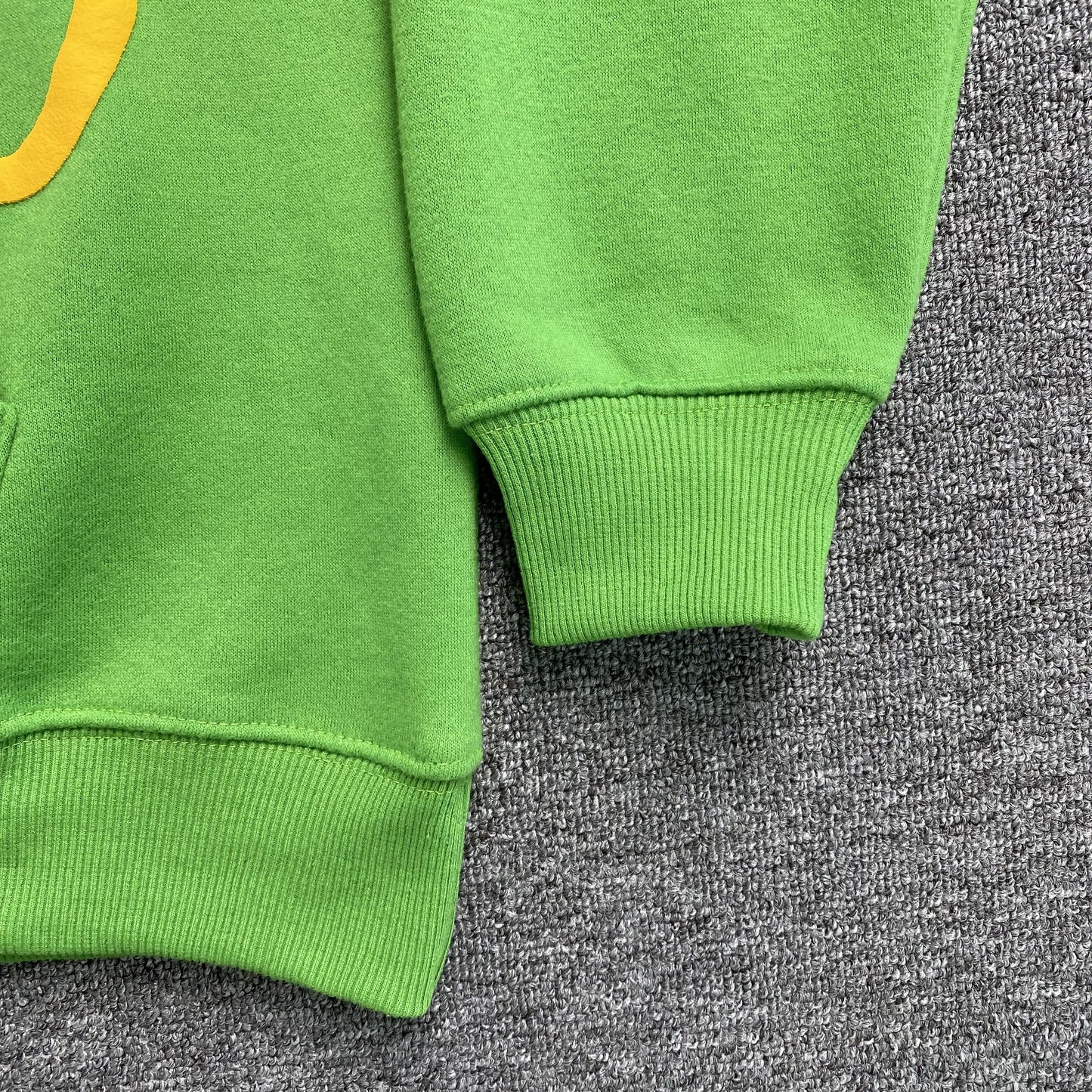 SWEAT À CAPUCHE SYNA WORLD VERT