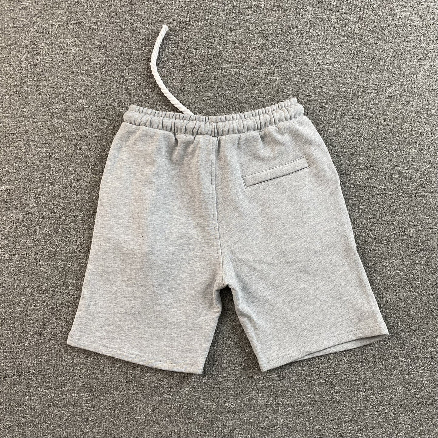 SYNA WORLD SHORTS GRIS