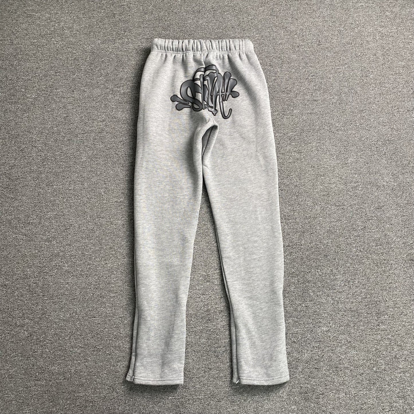 SYNA WORLD PANTALON DE SWEAT AVEC LOGO SYNA GRIS