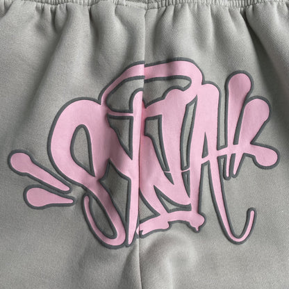 SYNA WORLD SYNA LOGO PANTALON DE SURVÊTEMENT GRIS ROSE