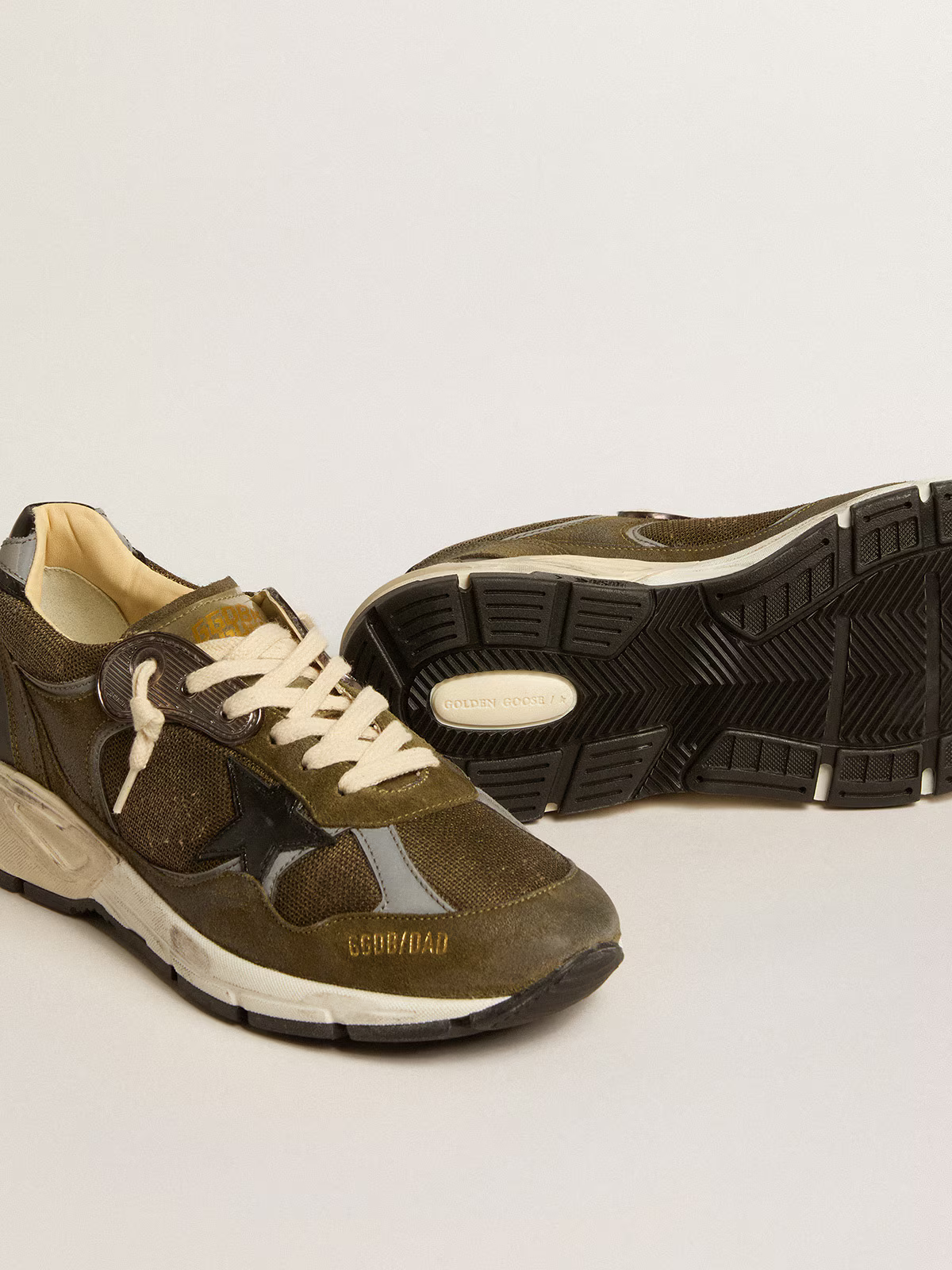 Baskets Golden Goose Dad-Star Olive Black