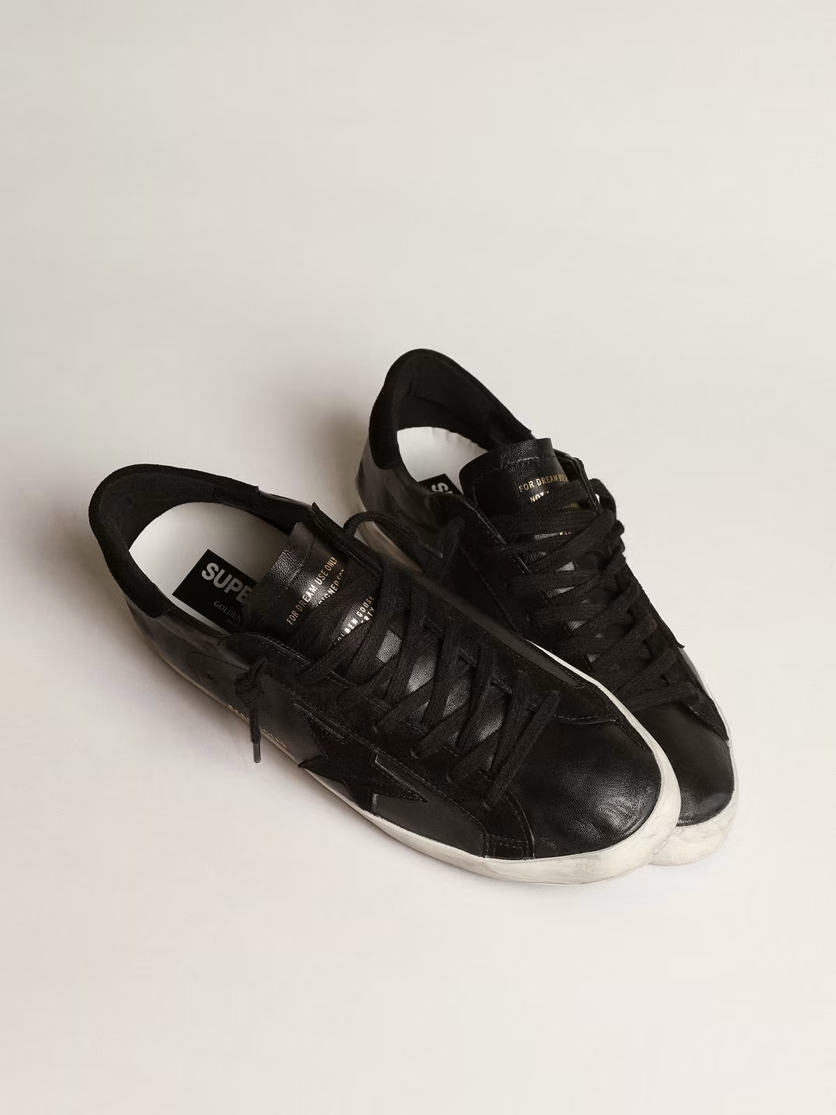 Baskets Golden Goose Super-Star en cuir noir