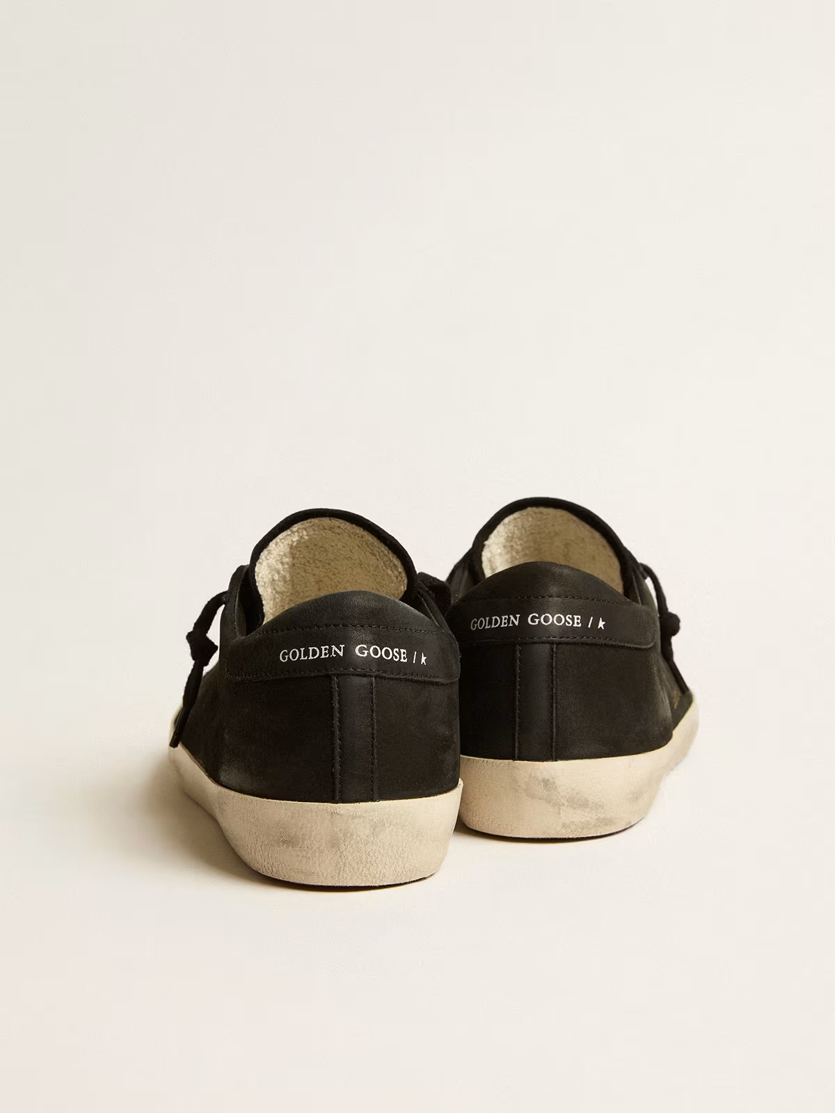 Baskets Golden Goose Super-Star en cuir noir