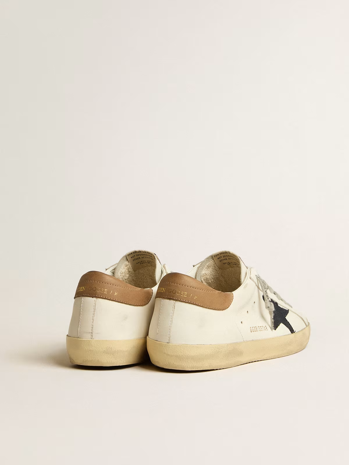 Baskets Golden Goose Super-Star blanches et tabac