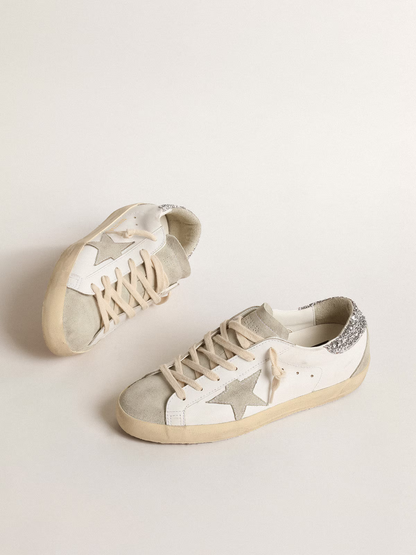 Golden Goose Superstar – Cuir blanc avec talon à paillettes argentées