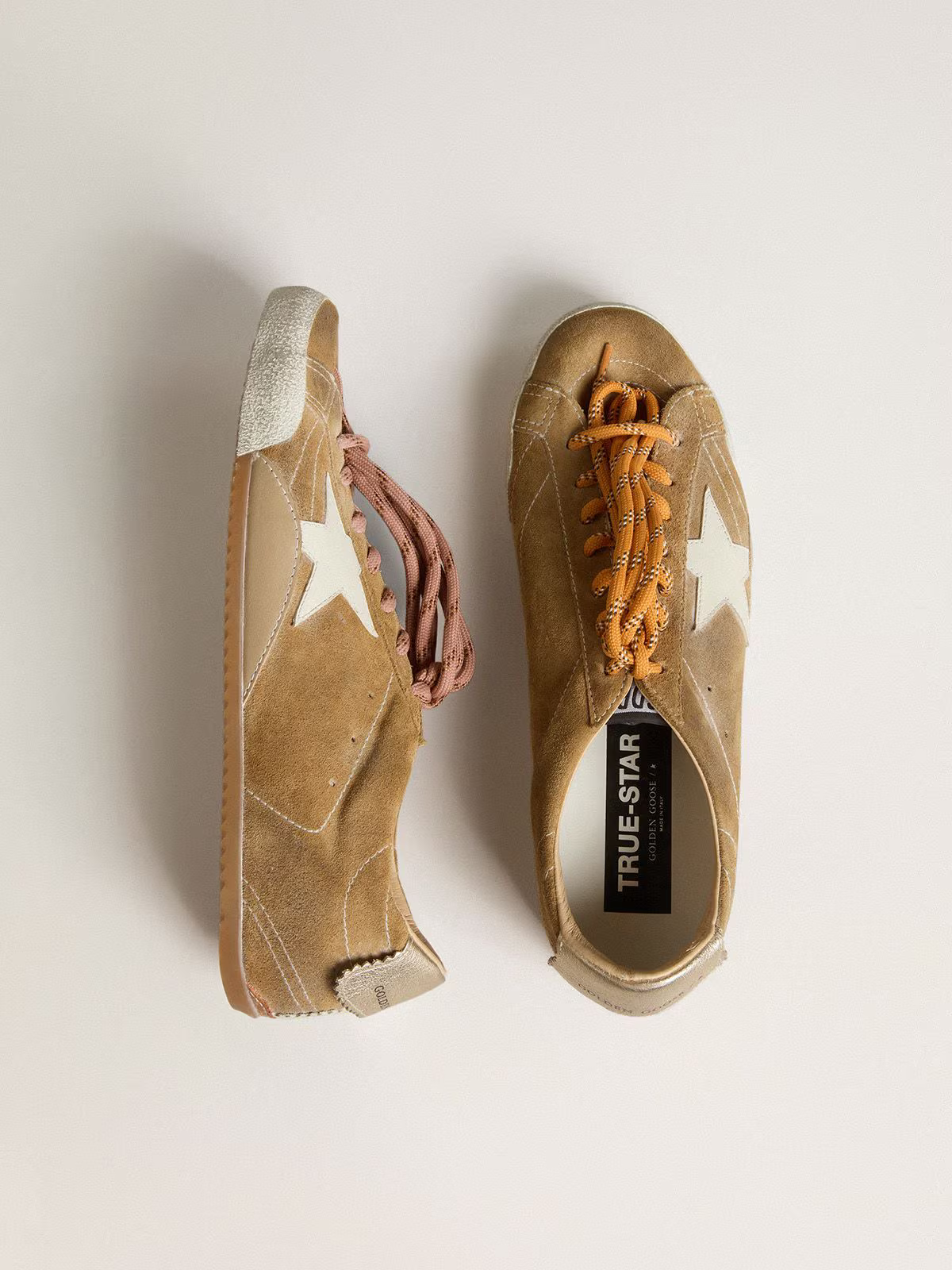 Baskets Golden Goose TrueStar en daim beige