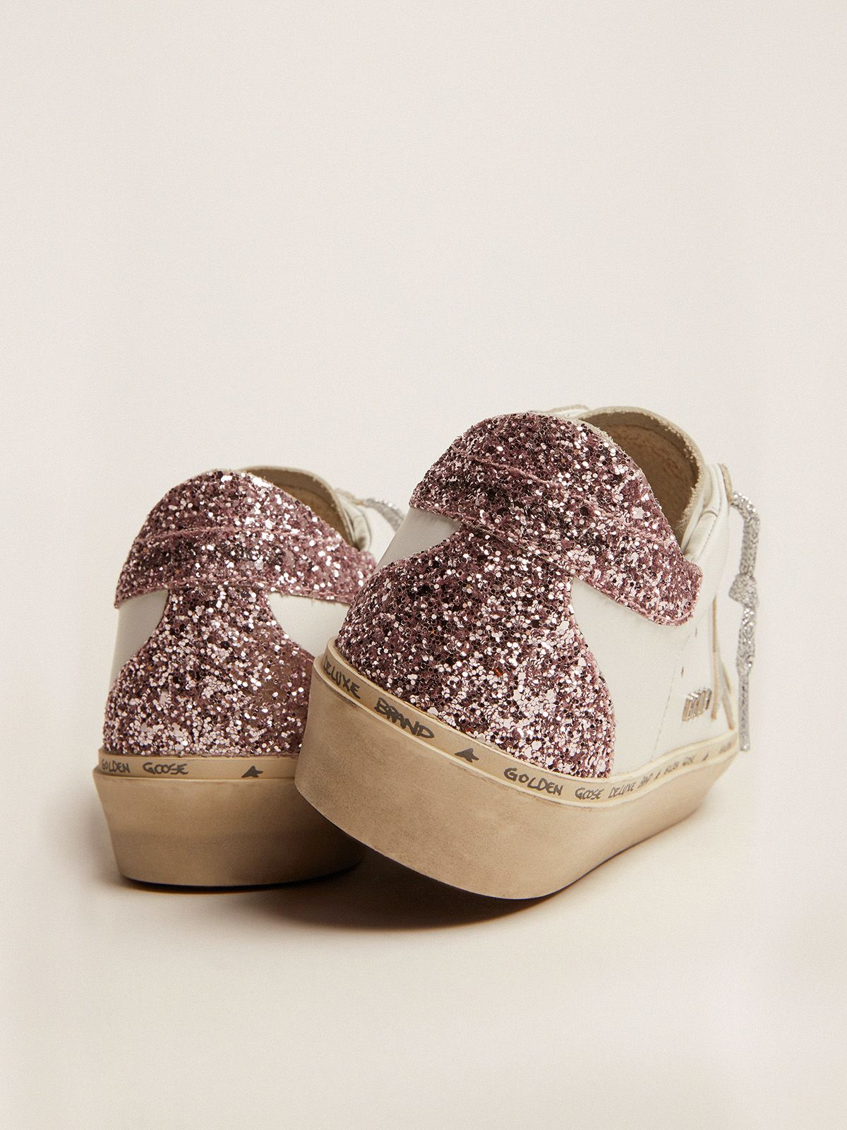 Baskets Hi Star avec étoile en cuir laminé argenté et languette arrière à paillettes rose quartz