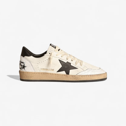 Sneaker Ball Star Donna En Daim Nero Con Stella En Pelle Bianca E Talloncino En Pelle Nera