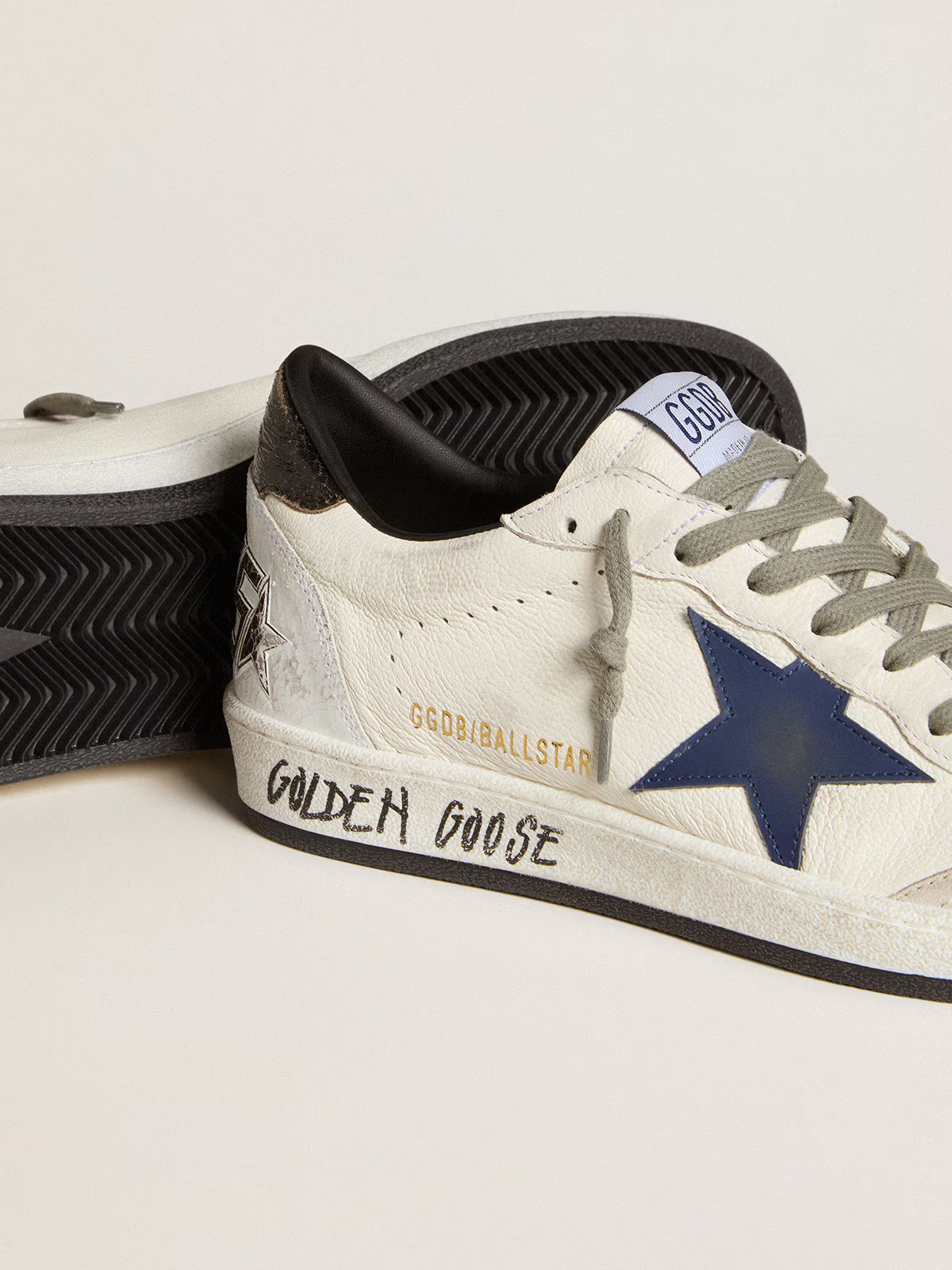 Ball Star Golden Goose – Semelle Navy Star et graffiti « Golden Goose »
