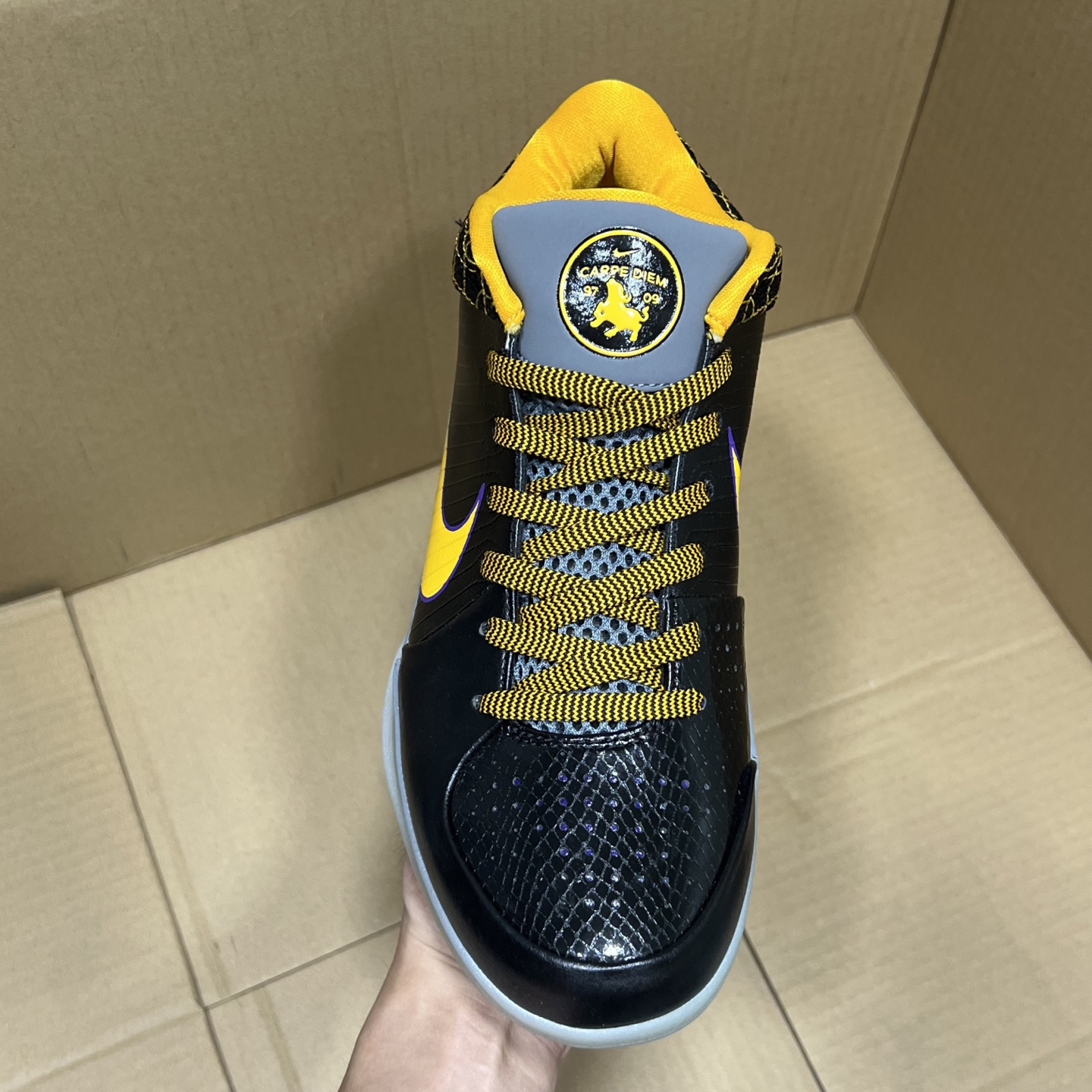 Nike Zoom Kobe 4 Protro « Carpe Diem » : Saisissez l'instant, immortalisé
