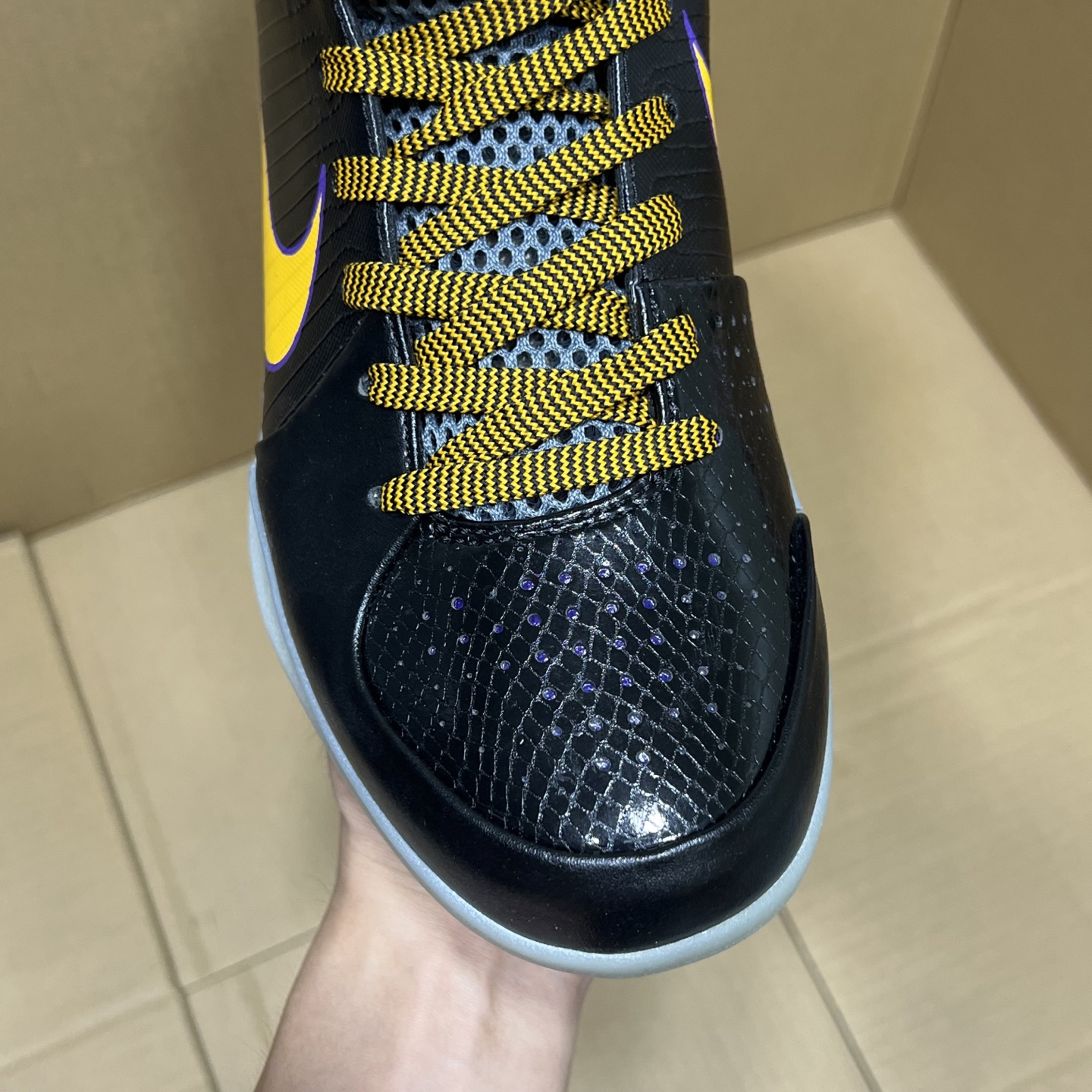 Nike Zoom Kobe 4 Protro « Carpe Diem » : Saisissez l'instant, immortalisé