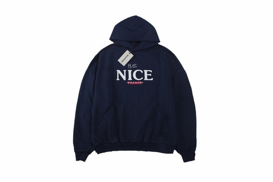 Sweat à capuche Balenciaga « Be Nice »
