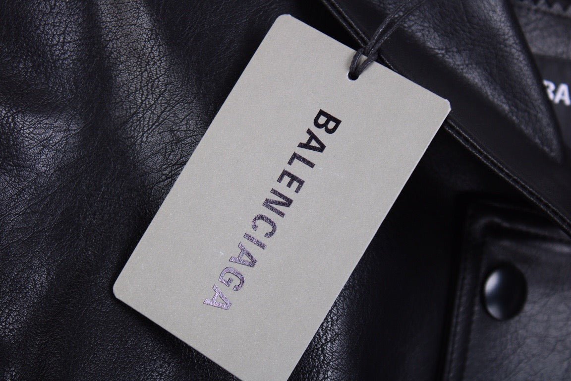 Veste Balenciaga en similicuir noir