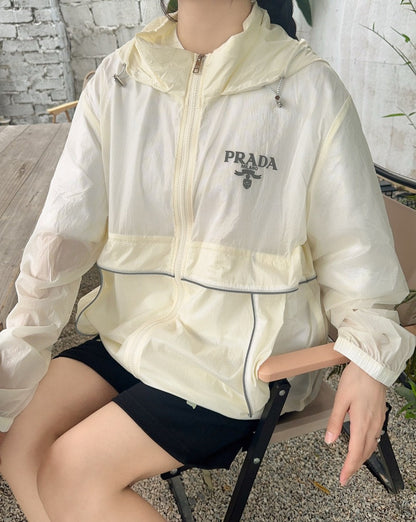 Veste légère à capuche Prada
