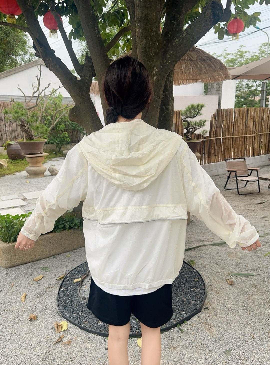 Veste légère à capuche Prada