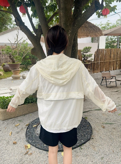 Veste légère à capuche Prada