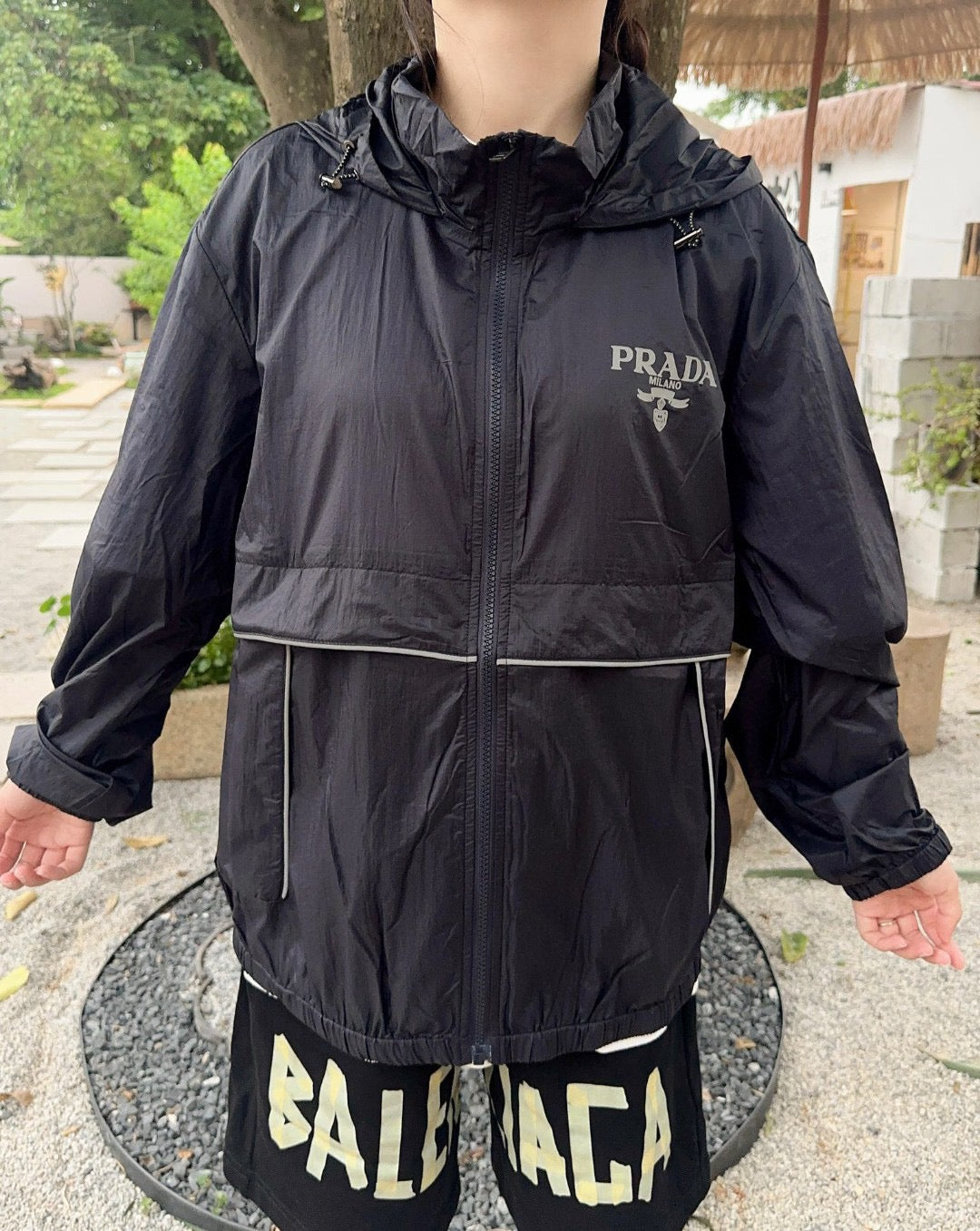 Veste légère à capuche Prada - Noire