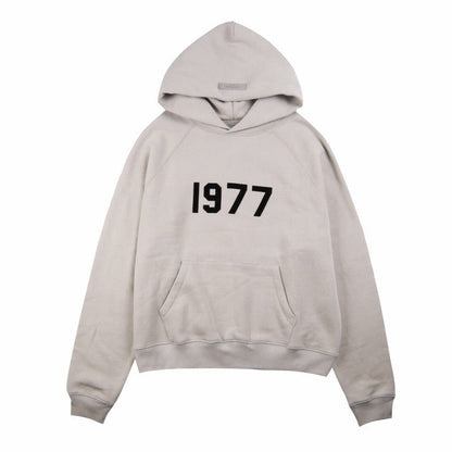 Sweat à capuche FEAR OF GOD ESSENTIALS « 1977 » gris pierre