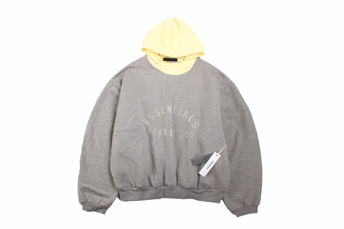 Sweat à capuche Fear of God Essentials - Gris avec capuche jaune