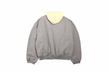 Sweat à capuche Fear of God Essentials - Gris avec capuche jaune