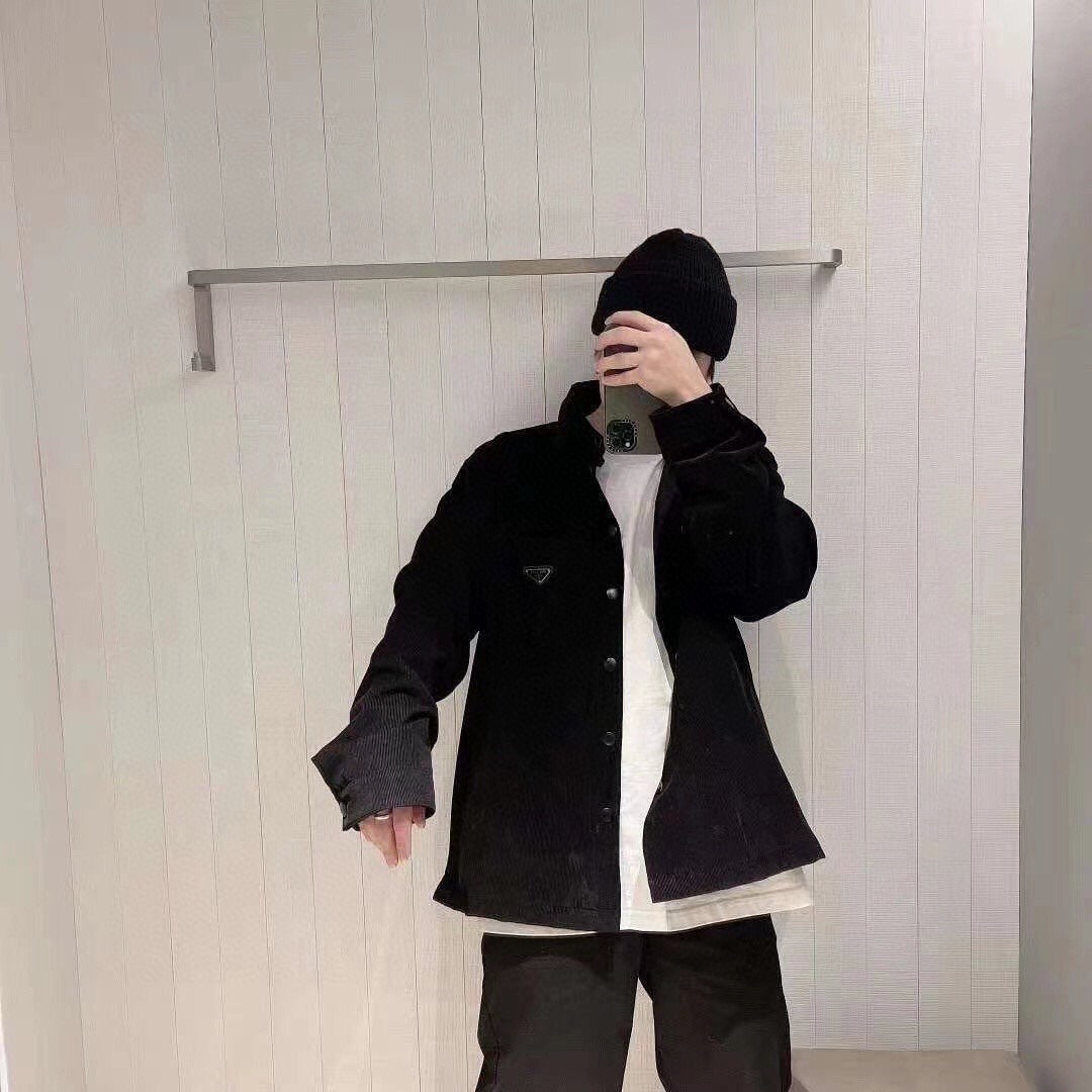 Chemise noire Prada à boutons