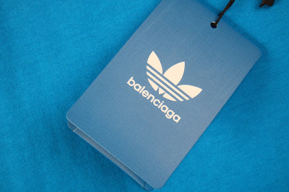 T-shirt Balenciaga en collaboration avec Adidas