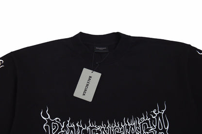 T-shirt Balenciaga avec logo flamme gothique