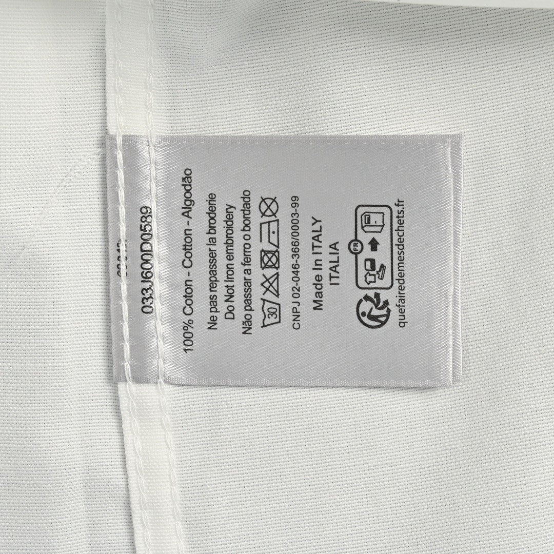 Chemise Dior à manches courtes boutonnée (blanche)