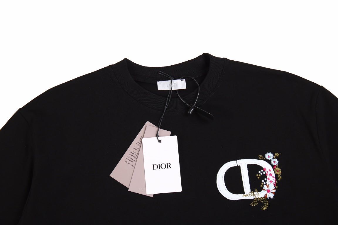 T-shirt Dior avec logo CD floral