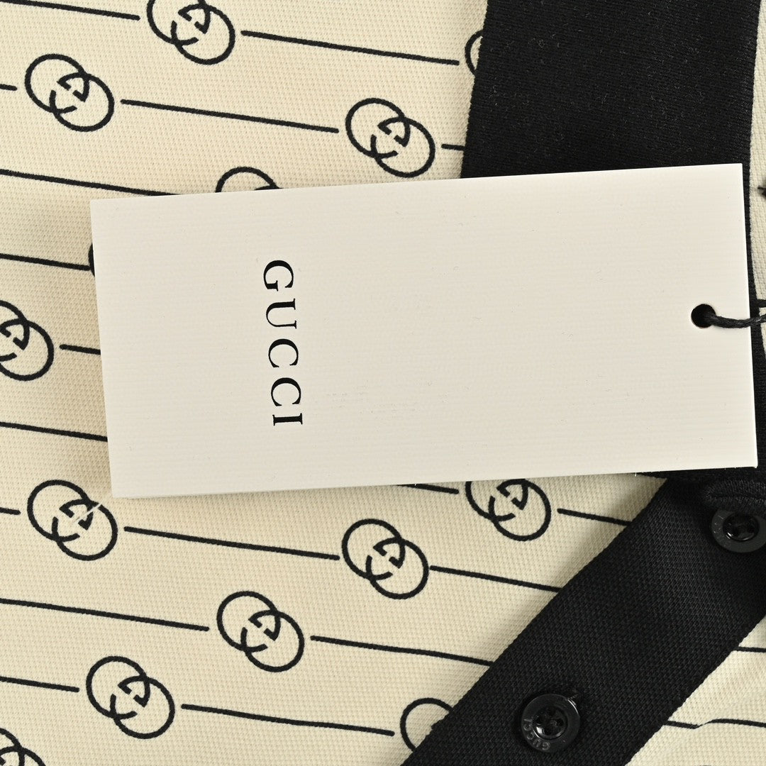 Polo Gucci beige à motif GG
