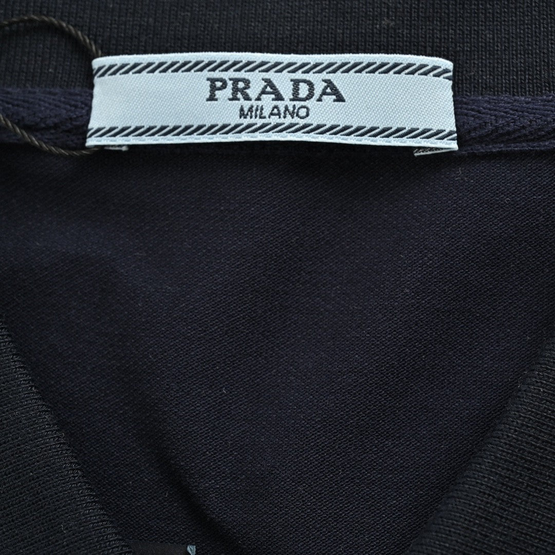 Polo à écusson logo Prada