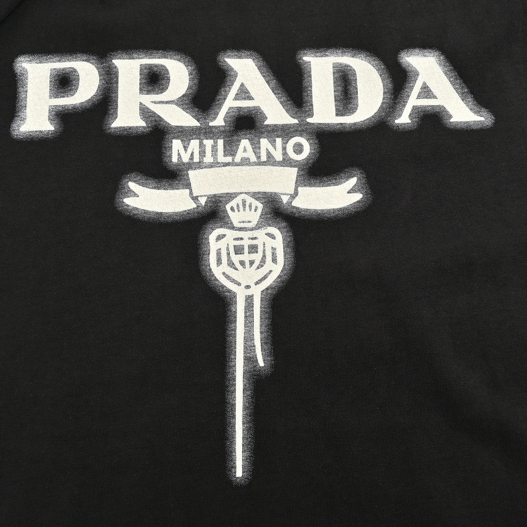 T-shirt Prada Milano noir à emblème