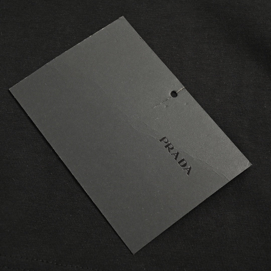 T-shirt Prada Milano noir à emblème