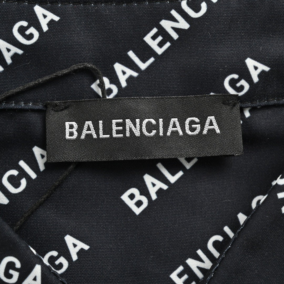 Chemise Balenciaga à imprimé logo intégral (noire)