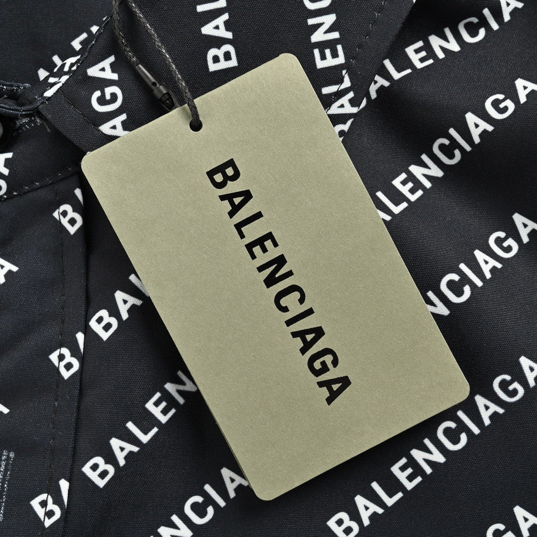 Chemise Balenciaga à imprimé logo intégral (noire)