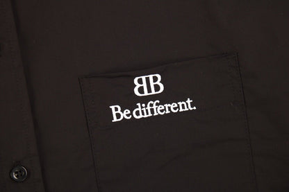 Chemise de la campagne Balenciaga « Be Different »
