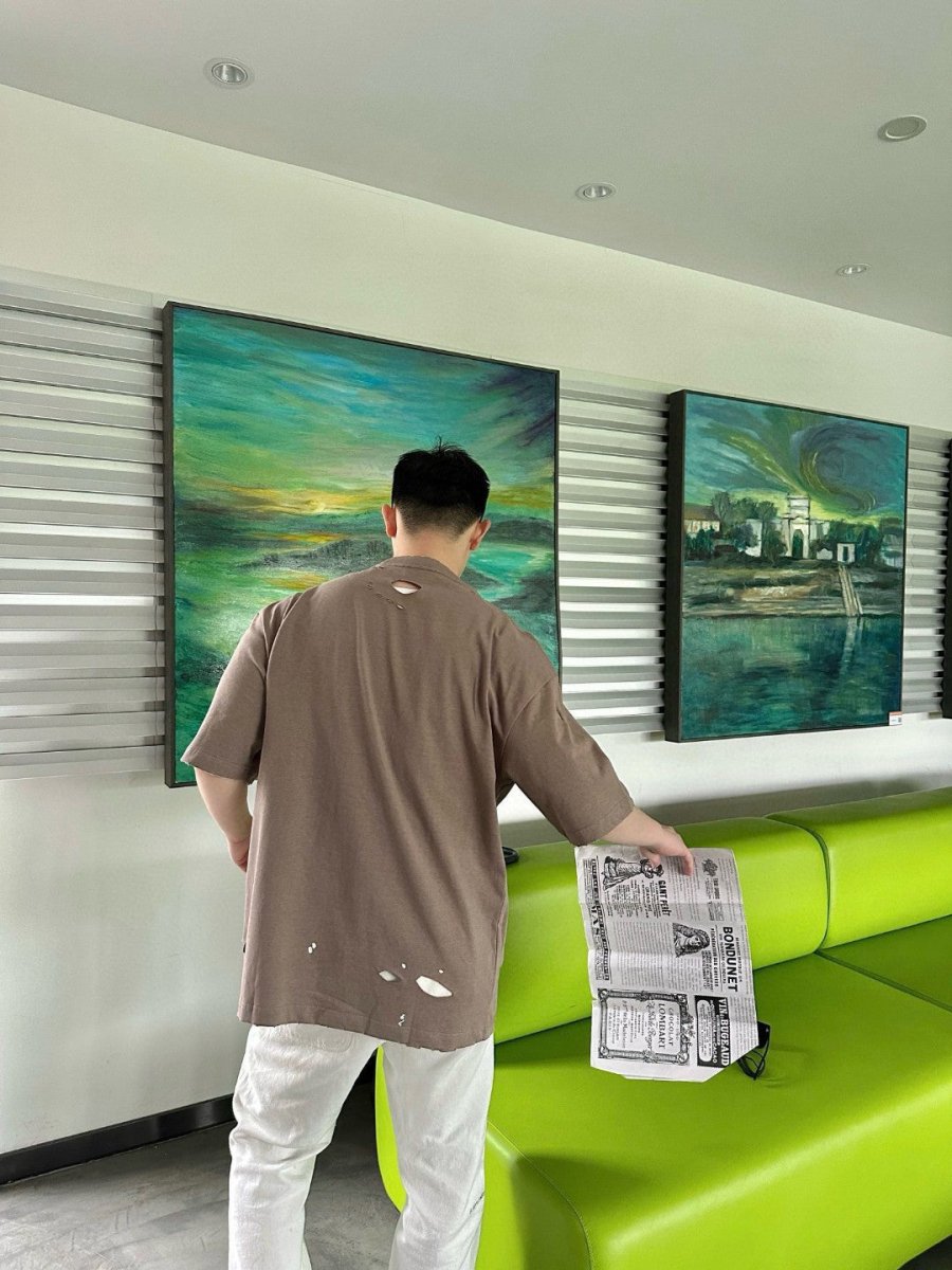 T-shirt Balenciaga à logo vieilli