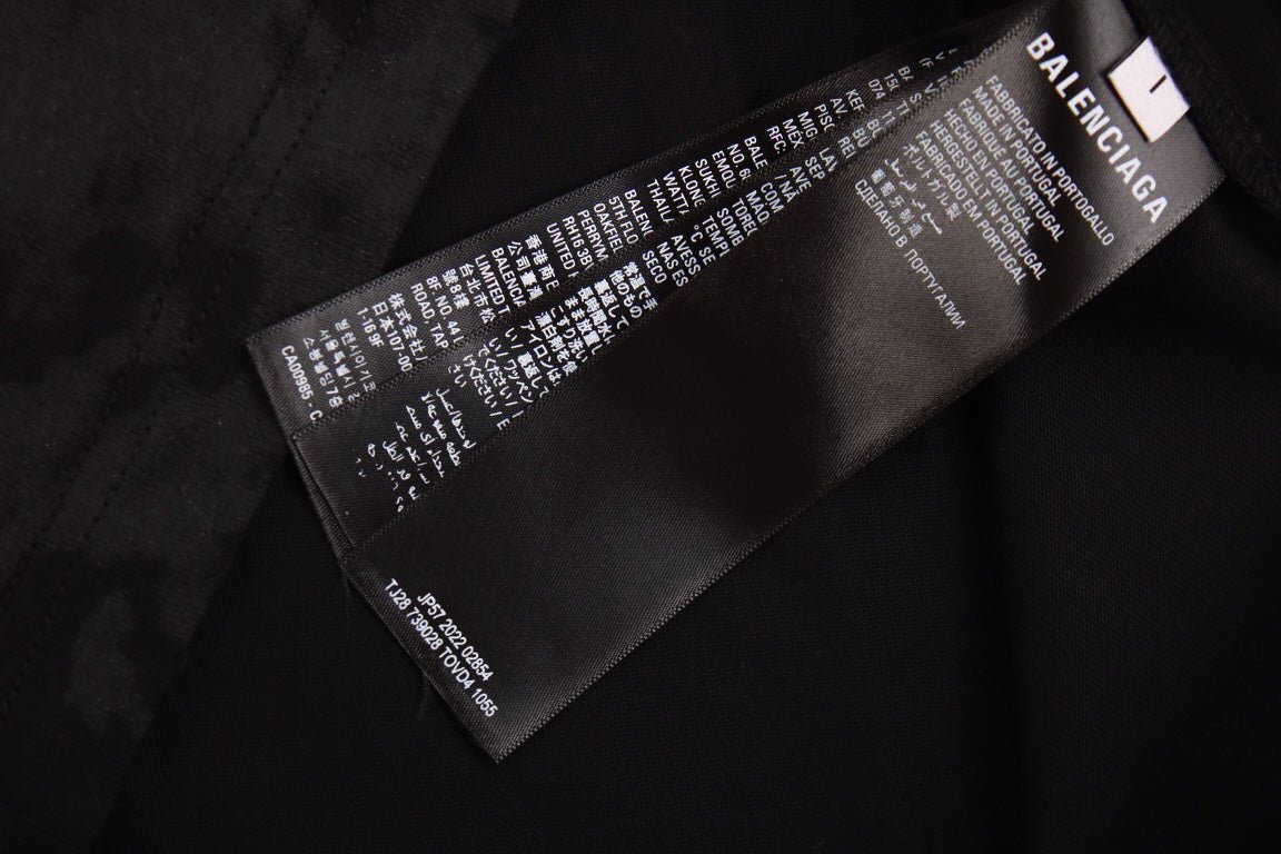 T-shirt Balenciaga à logo gothique noir