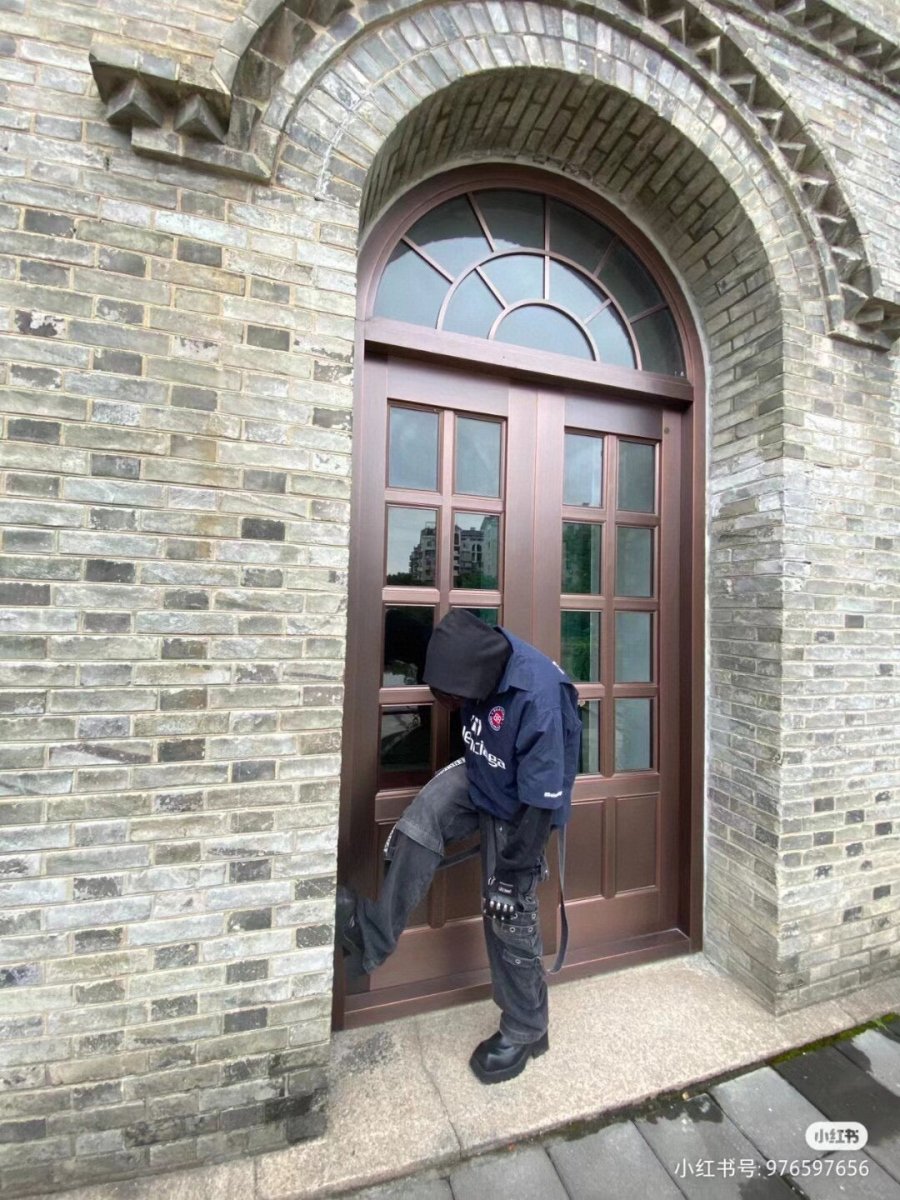 CHEMISE À BOUTONS AVEC LOGO BALENCIAGA BLEU MARINE