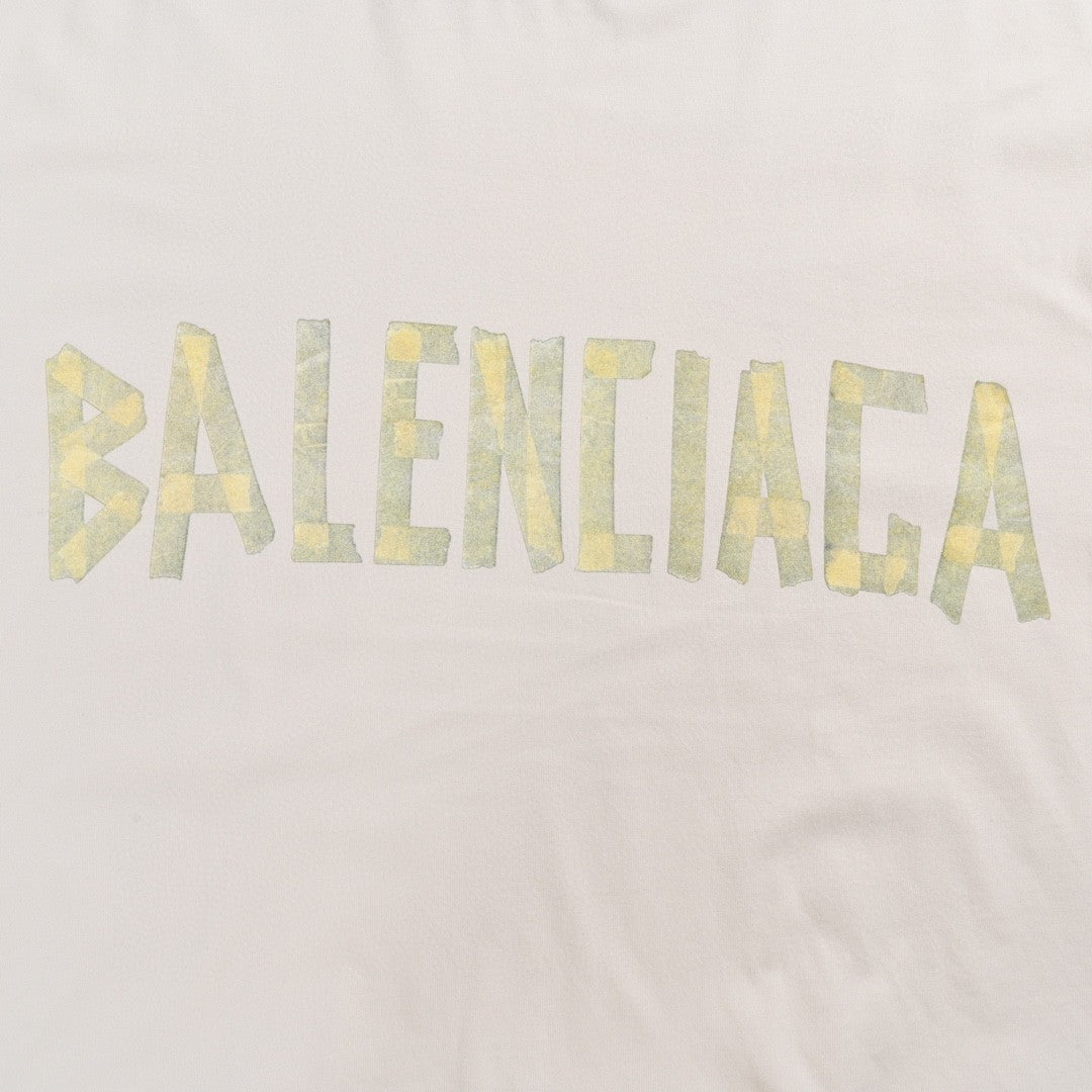 T-shirt Balenciaga à logo pastel blanc cassé