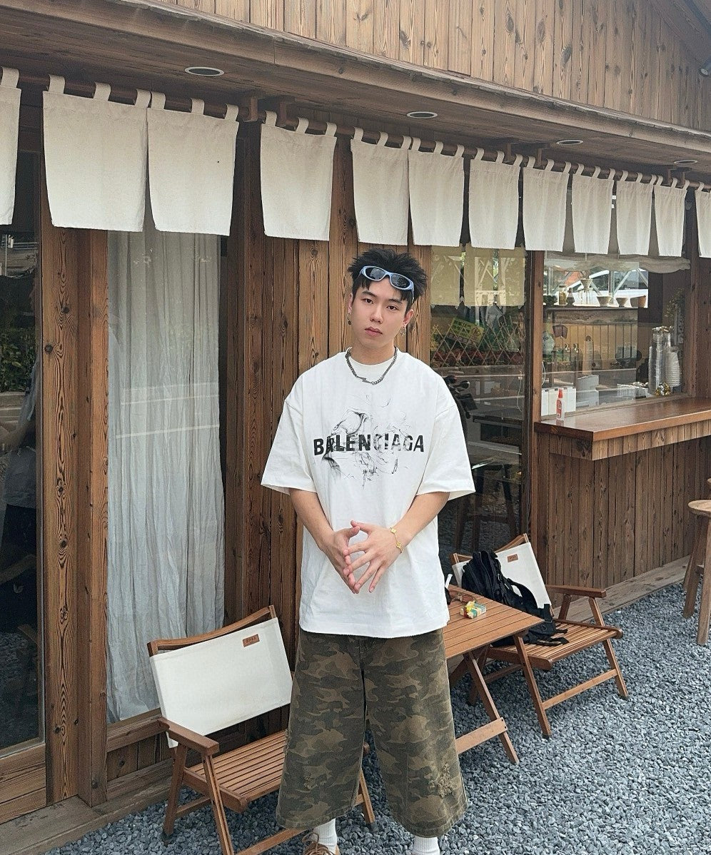 T-shirt Balenciaga à logo imprimé fumée (blanc)