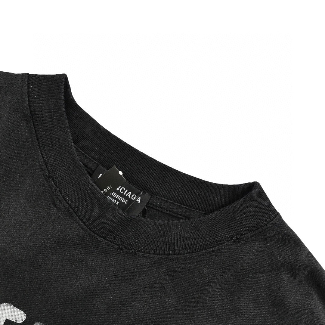 T-shirt Balenciaga à logo peint à la bombe (noir)