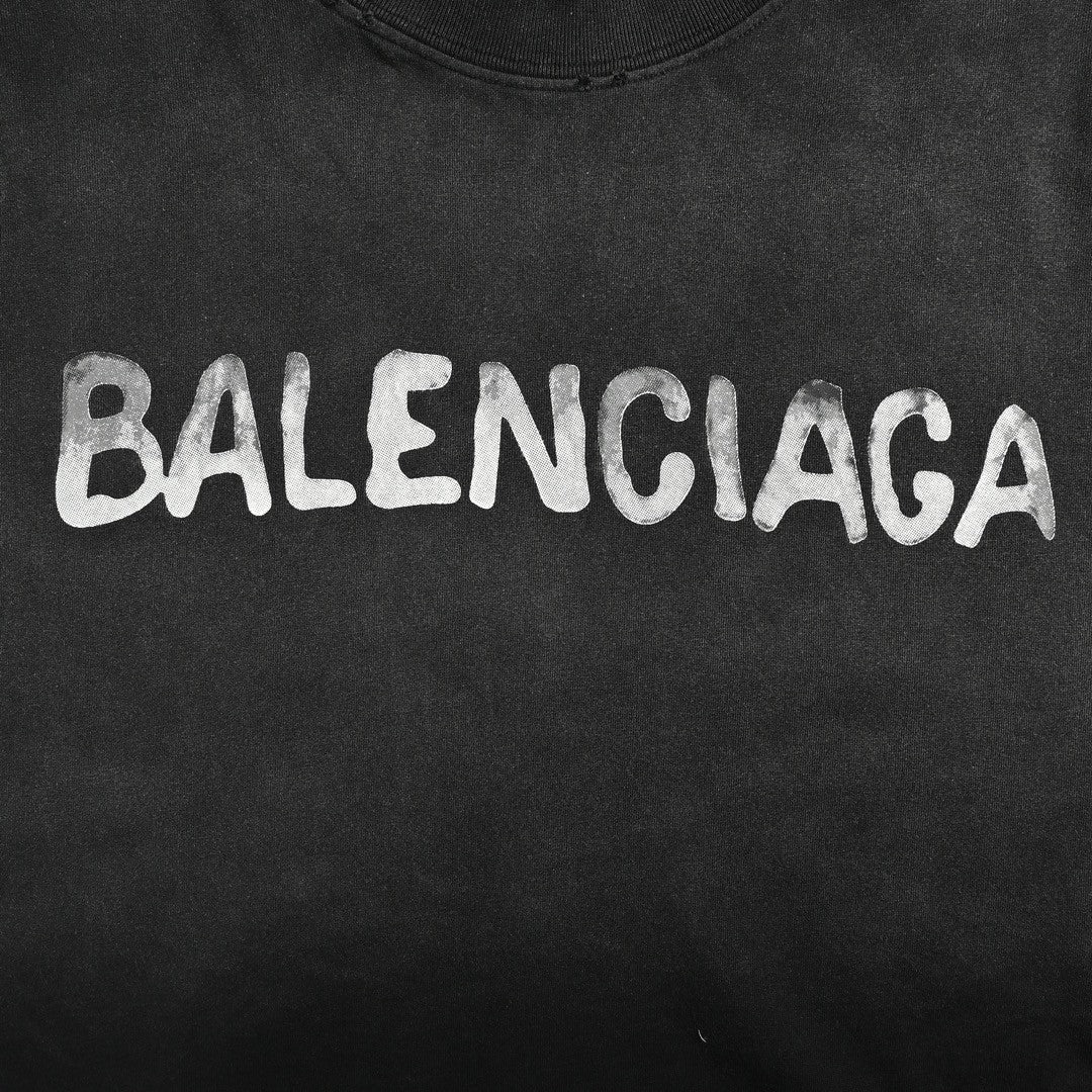 T-shirt Balenciaga à logo peint à la bombe (noir)