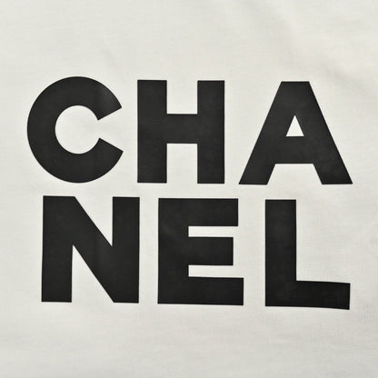 T-shirt Chanel à double logo C (blanc)