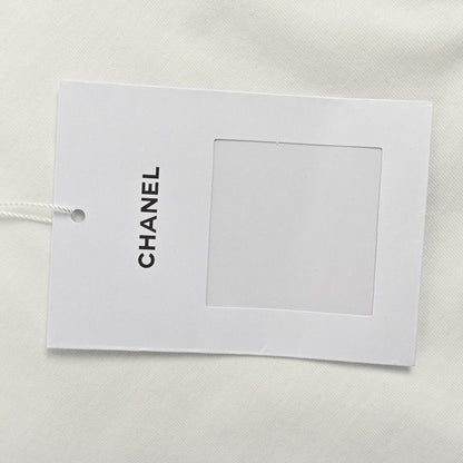T-shirt Chanel à double logo C (blanc)