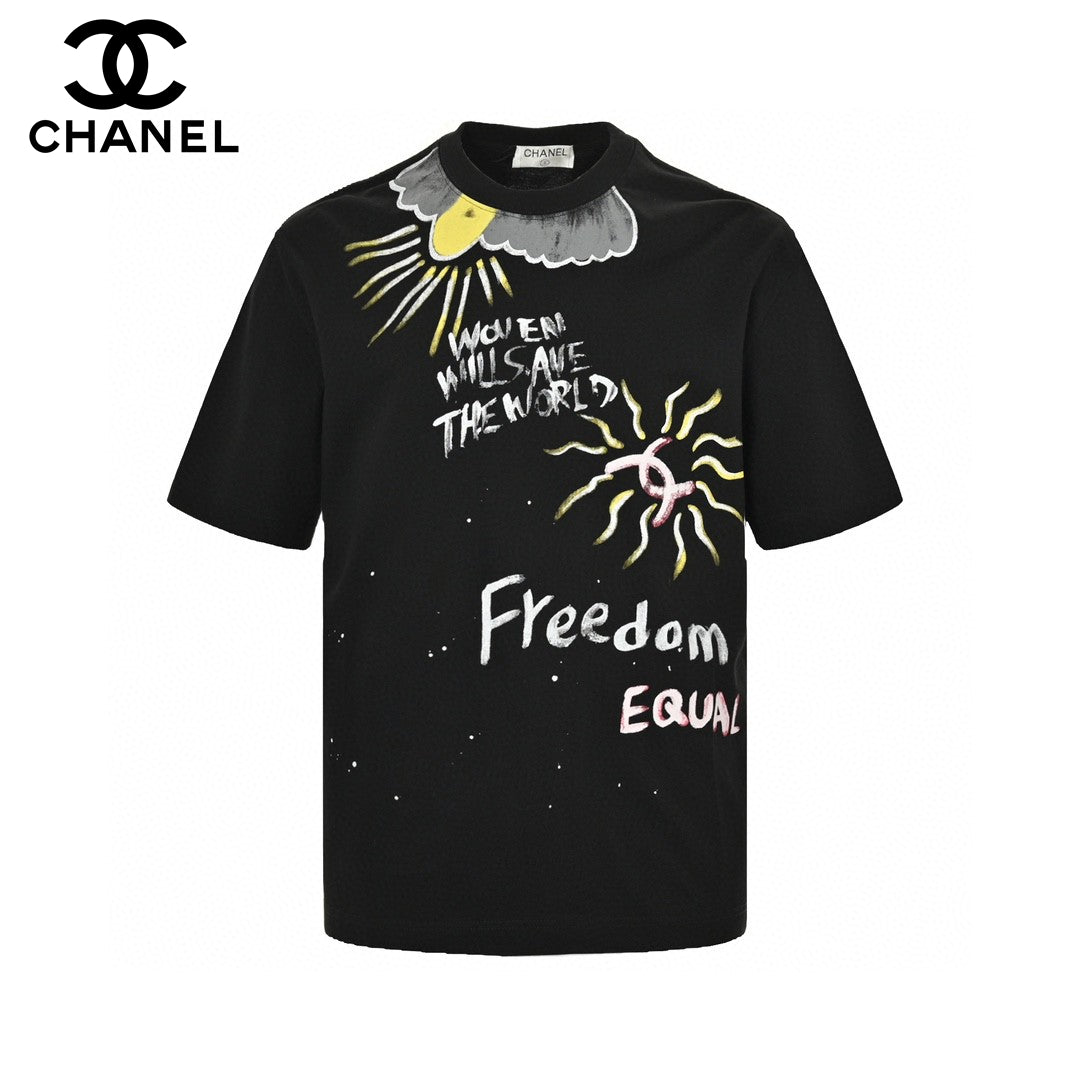 T-shirt Chanel « Les femmes sauveront le monde » noir