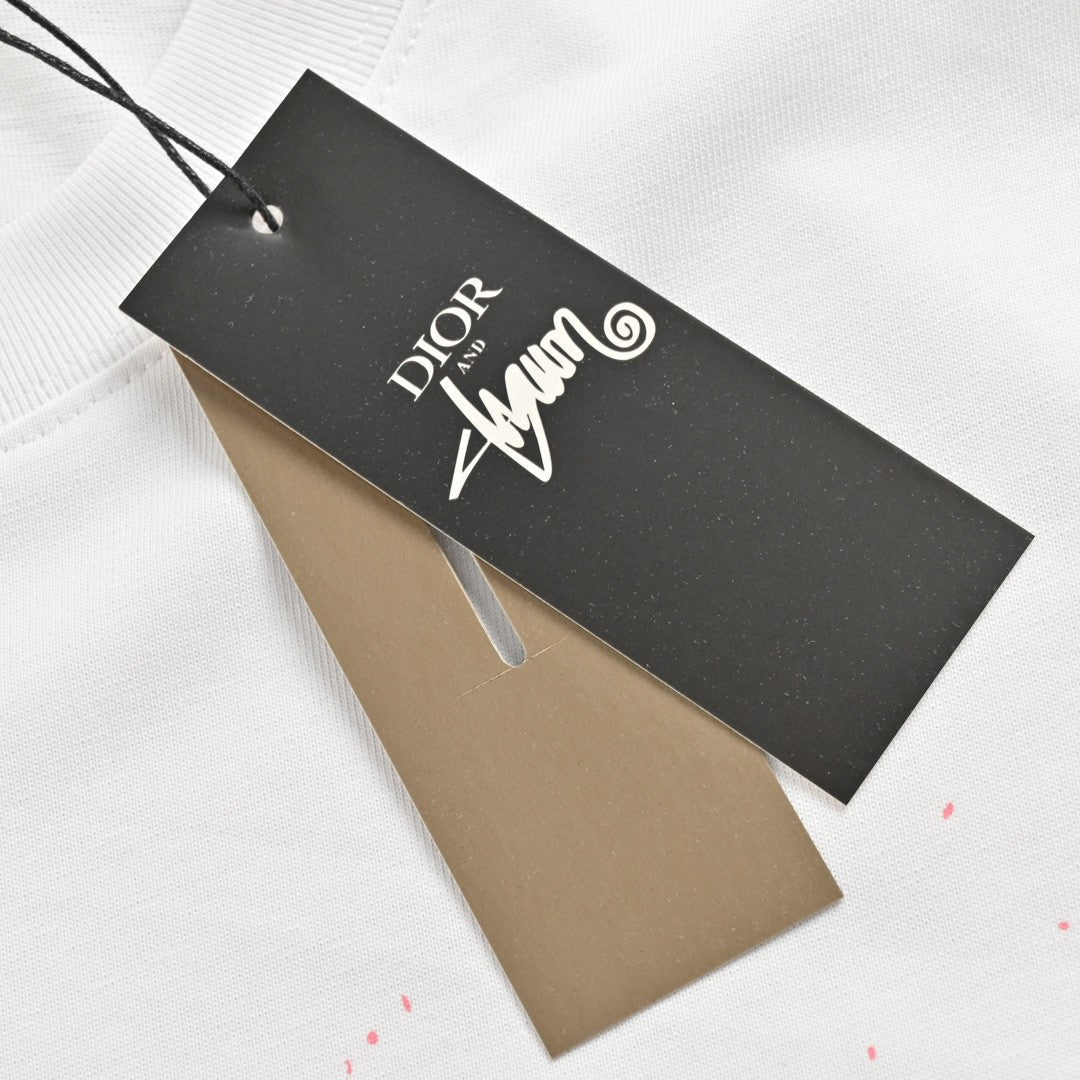 T-shirt blanc à logo graffiti Dior