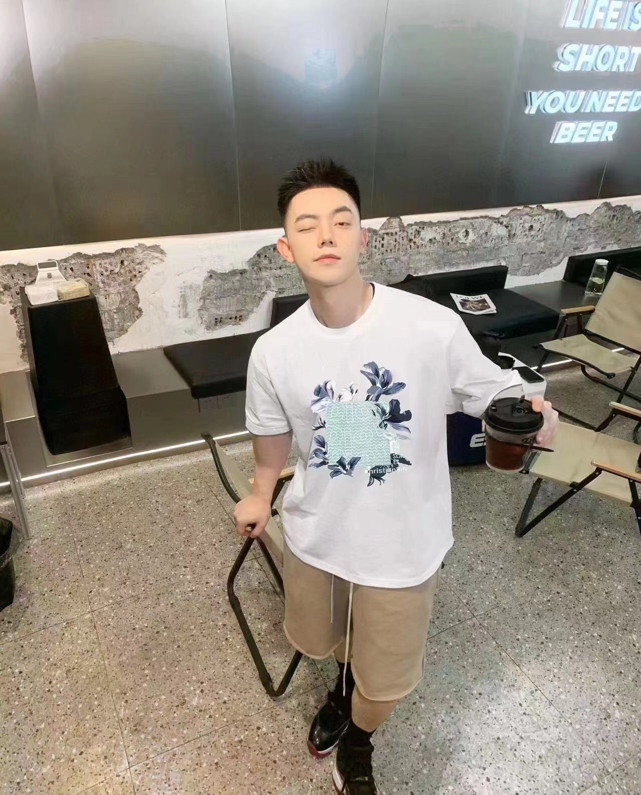 T-shirt Dior à motif floral