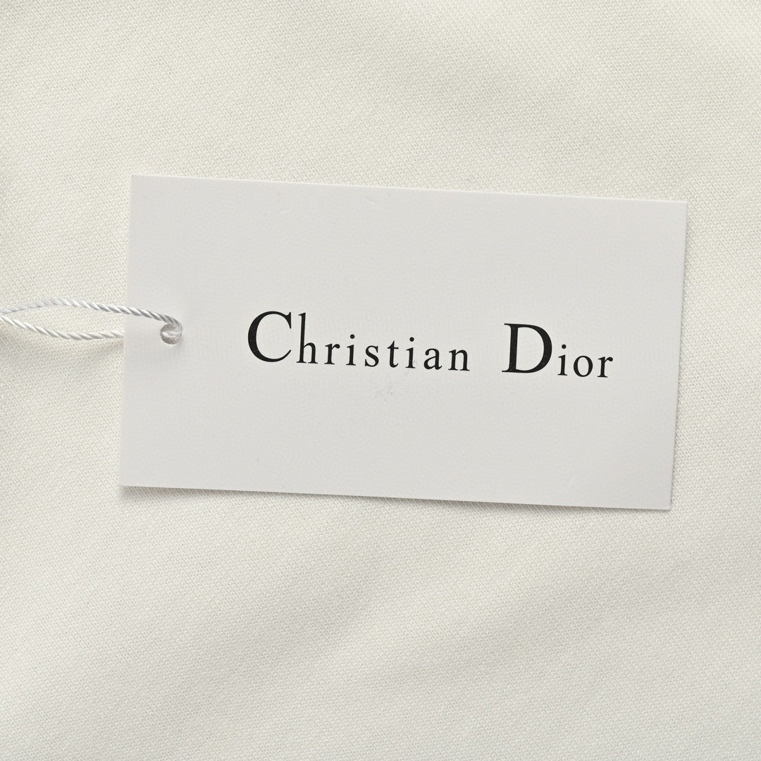 T-shirt blanc Dior avec logo audacieux
